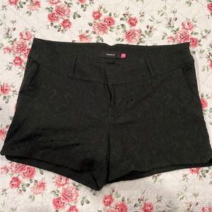 Lace Patterned Black Hot Shorts